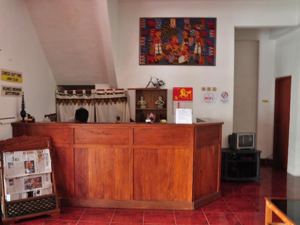 Hotel Dana Yogyakarta Kültér fotó